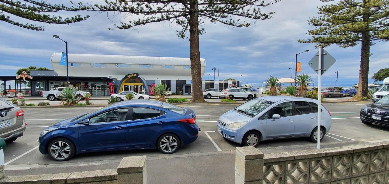 Shoreline Motel Napier Exterior photo